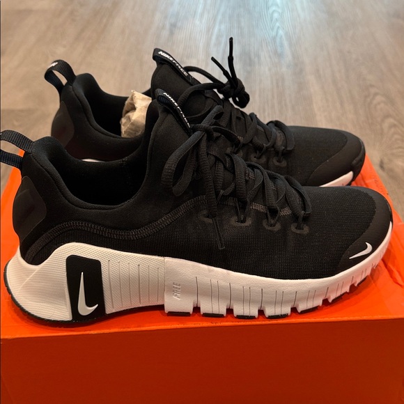 Nike Shoes - Nike Free Metcon 6